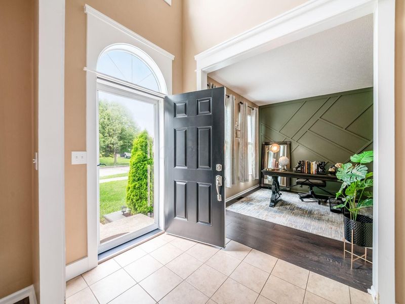 156 Diverston Way, Delaware, OH 43015 Photo 9