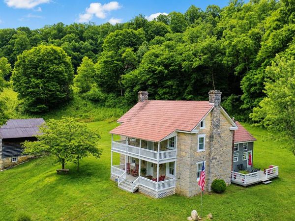 4407 Rich Patch RD, Covington, VA 24426