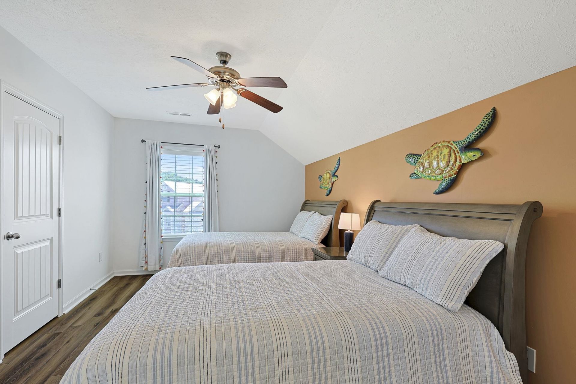 629 Wave Rider Ln. Photo 19