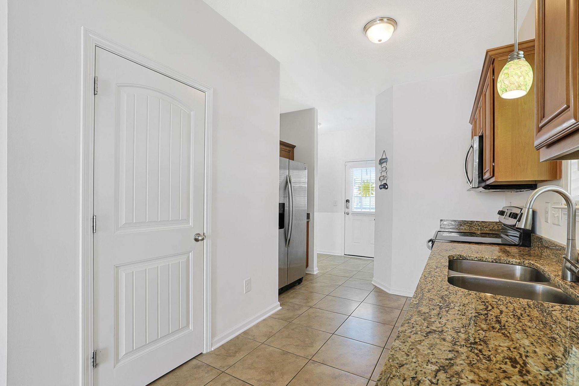 629 Wave Rider Ln. Photo 8