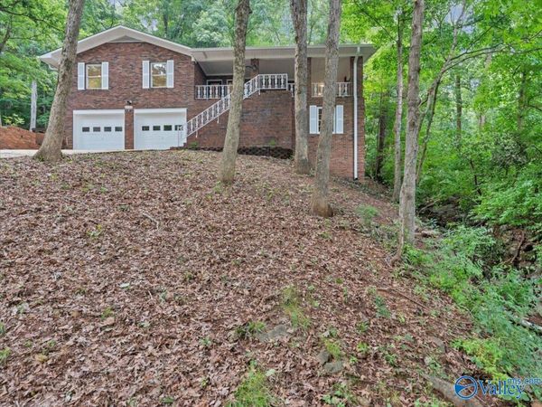 2402 Polk Drive NE, Huntsville, AL 35801