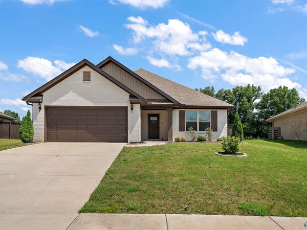 124 Varina Drive, Owens Cross Roads, AL 35763