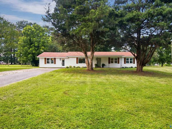 148 Pine Street, Decatur, AL 35603