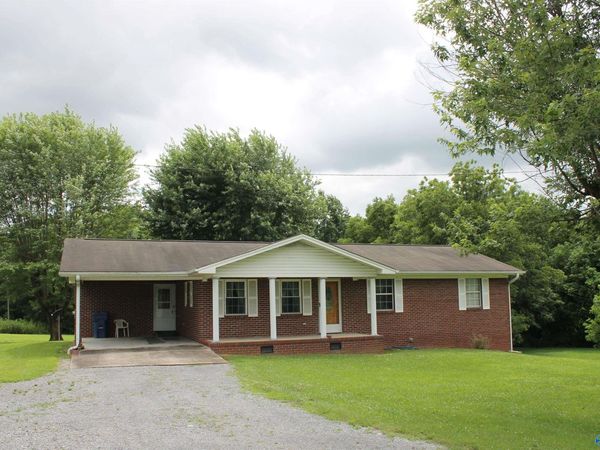 2202 E Main Street, Rainsville, AL 35986