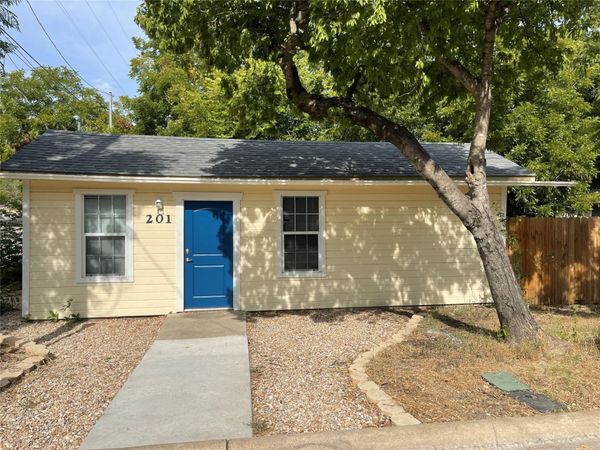 201 S Rhomberg ST, Burnet, TX 78611