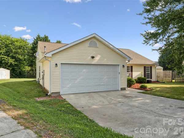 13511 Diadem Court , Unit 6, Charlotte, NC 28273