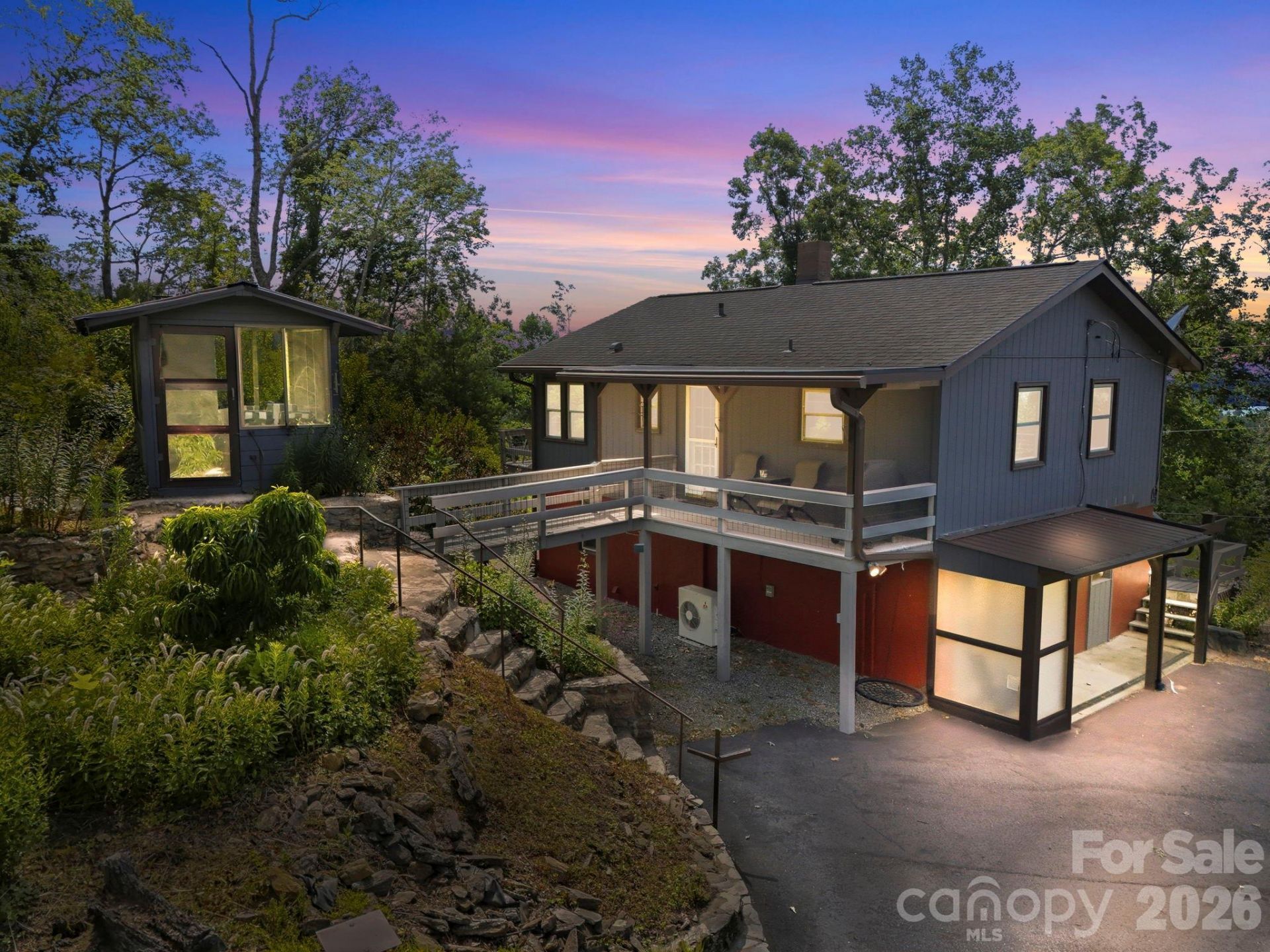 854 Ox Creek Crest Lane, Weaverville, NC 28787 Main Photo