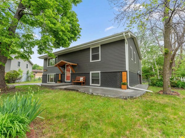 11260 97th Avenue N, Maple Grove, MN 55369