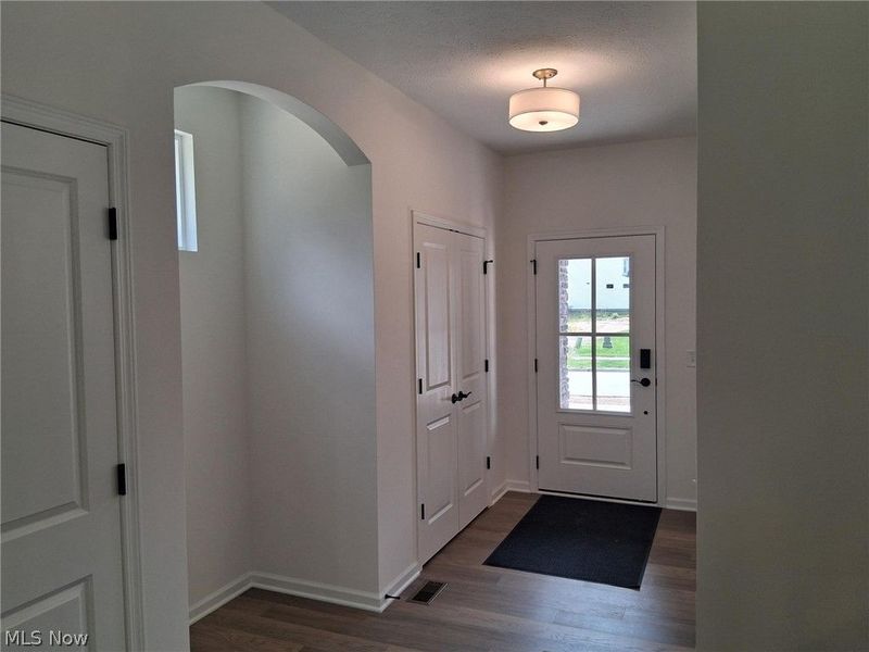 3775 Overlook Court, Akron, OH 44333 Photo 2