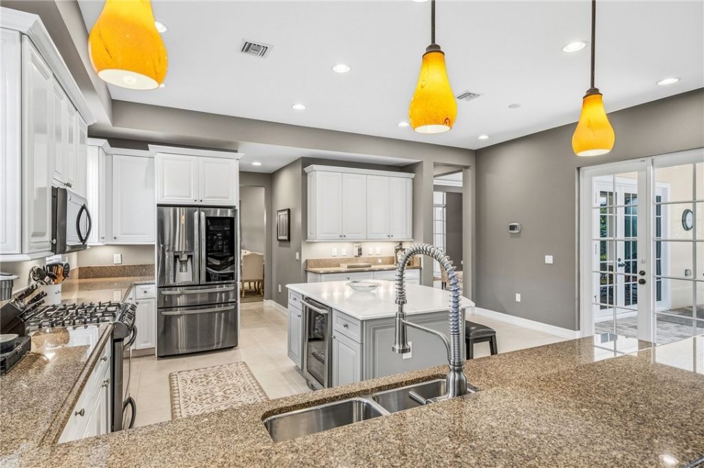 2883 St Barts Square, Vero Beach, FL 32967 Photo