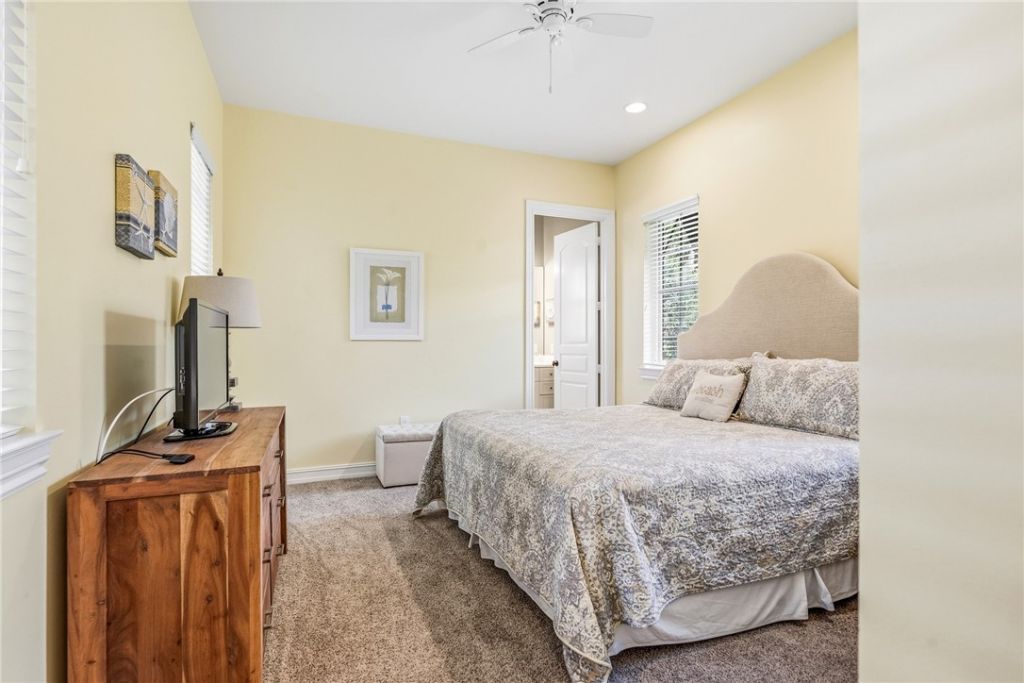 2883 St Barts Square, Vero Beach, FL 32967 Photo