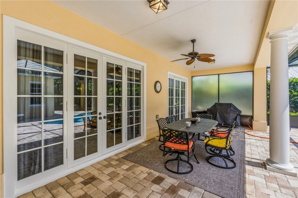 2883 St Barts Square, Vero Beach, FL 32967 Photo