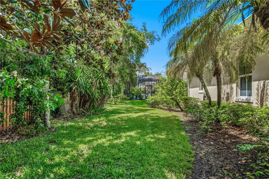 2883 St Barts Square, Vero Beach, FL 32967 Photo