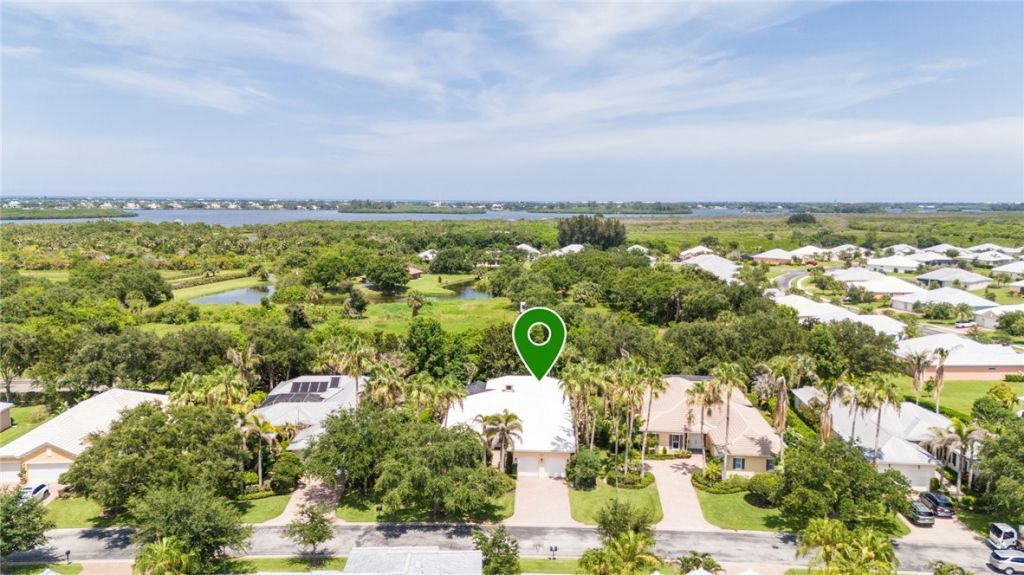 2883 St Barts Square, Vero Beach, FL 32967 Photo