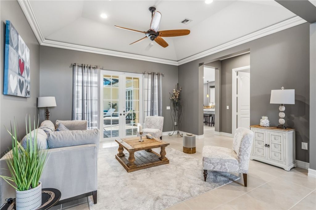 2883 St Barts Square, Vero Beach, FL 32967 Photo
