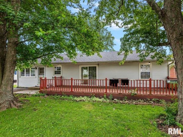 917 MILES Street, Illiopolis, IL 62539