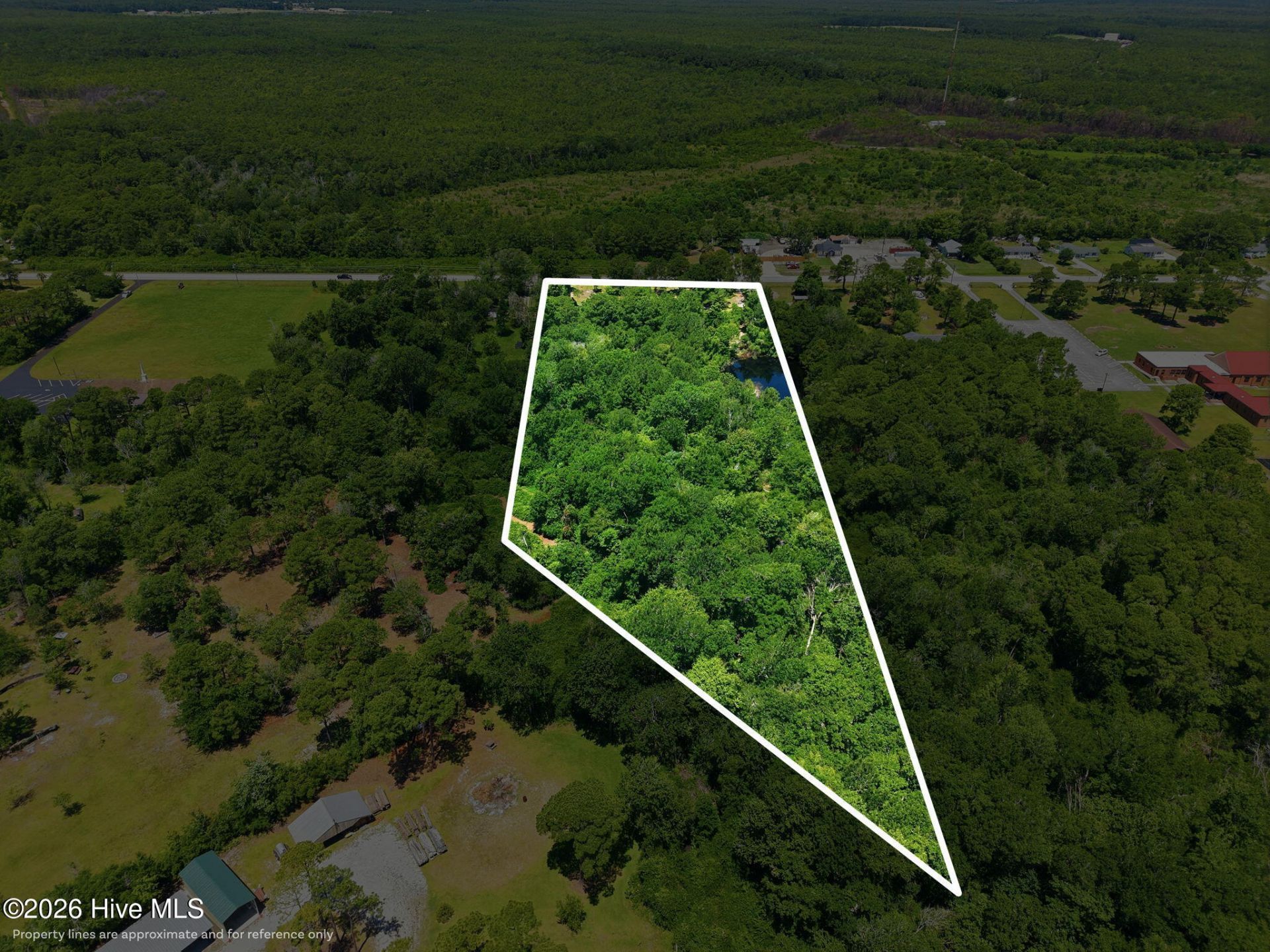 989 Hibbs Road, Newport, NC 28570 Main Photo