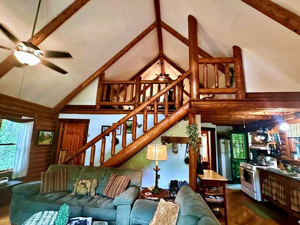 308 Erehwon Dr, Slatyfork, WV 26291