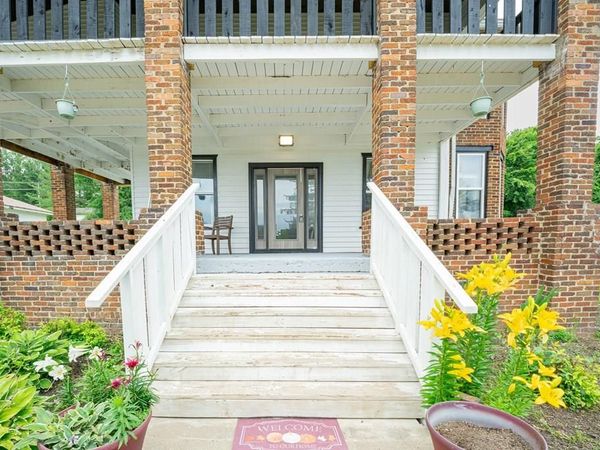 208 Fairview Ave., McArthur, OH 45651