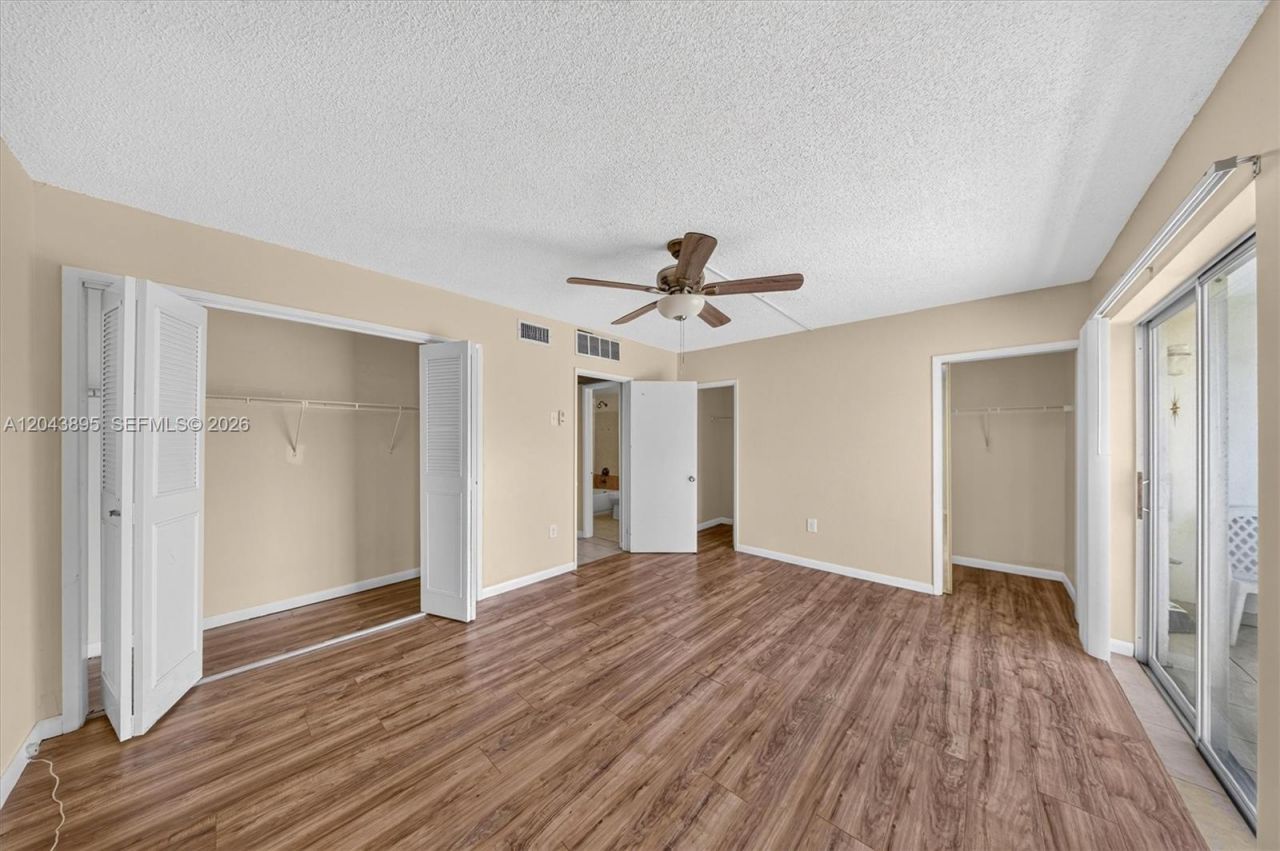 20311 NE 2nd Ave , Unit 21, Miami, FL 33179 Photo