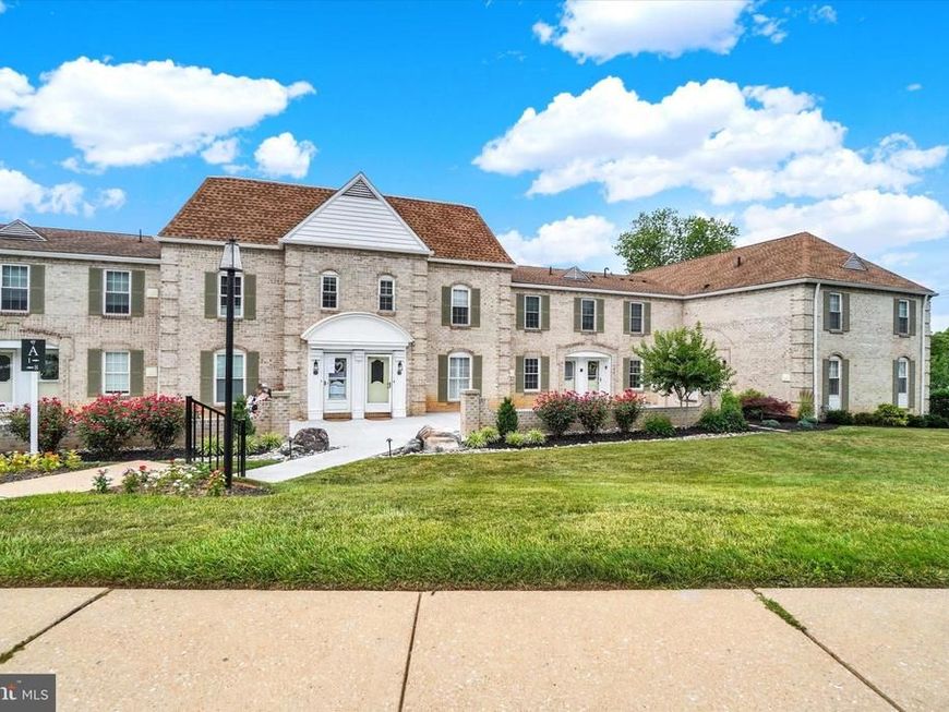 1000 Country Club Road, York, PA 17403 Main Photo