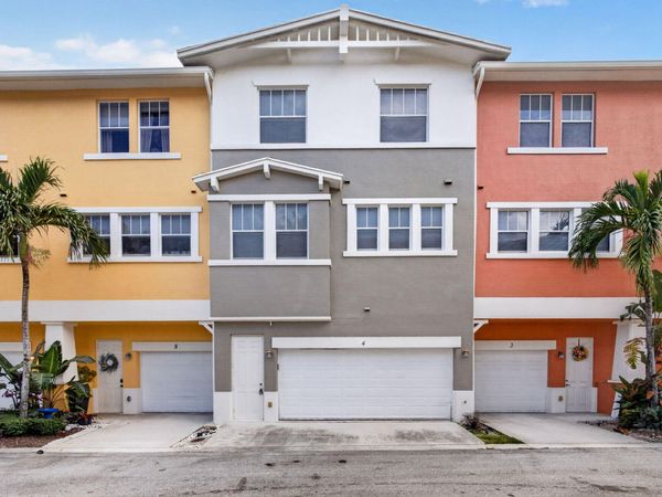 430 Amador Lane, Unit 4, West Palm Beach, FL 33401