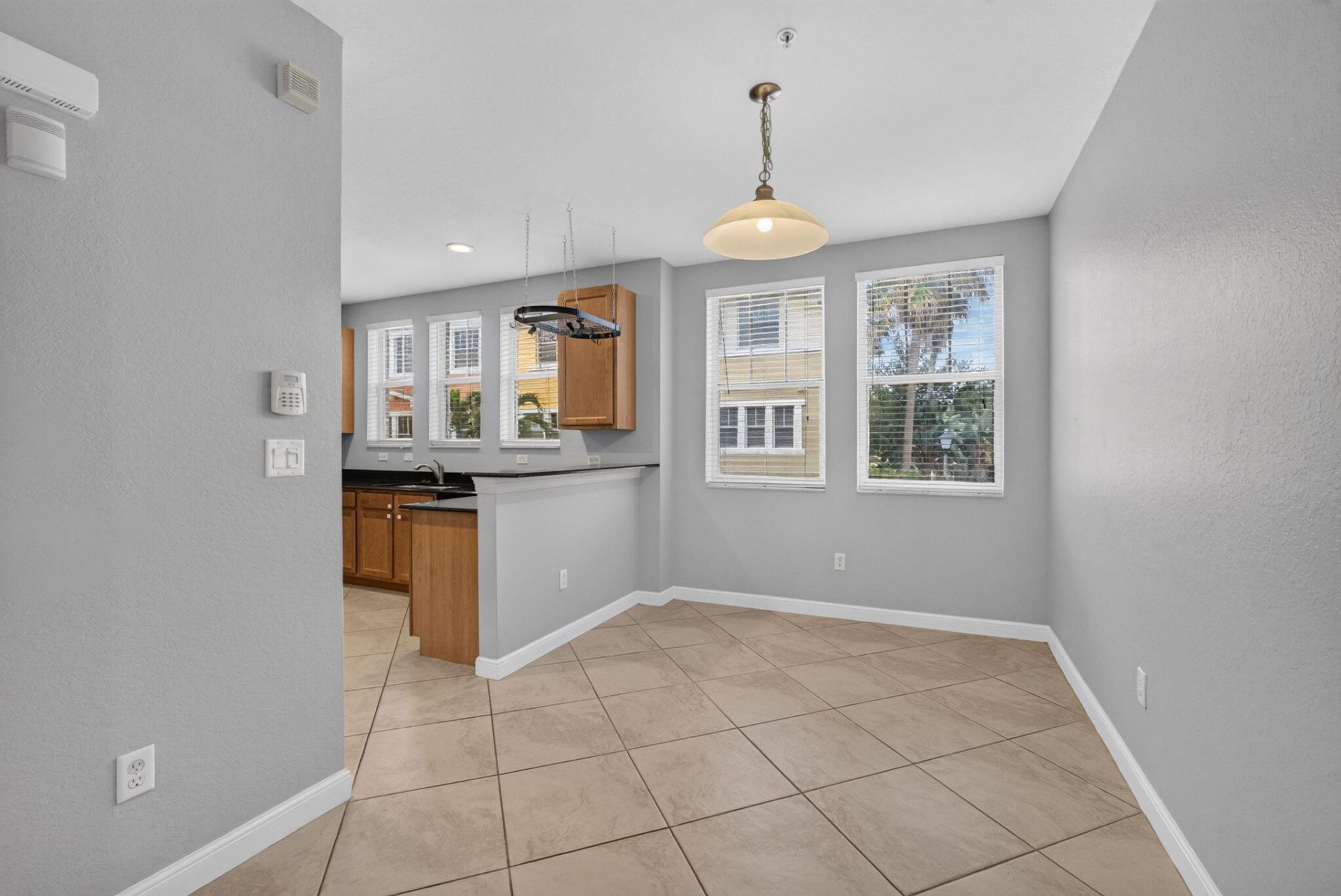430 Amador Lane, Unit 4, West Palm Beach, FL 33401 Photo