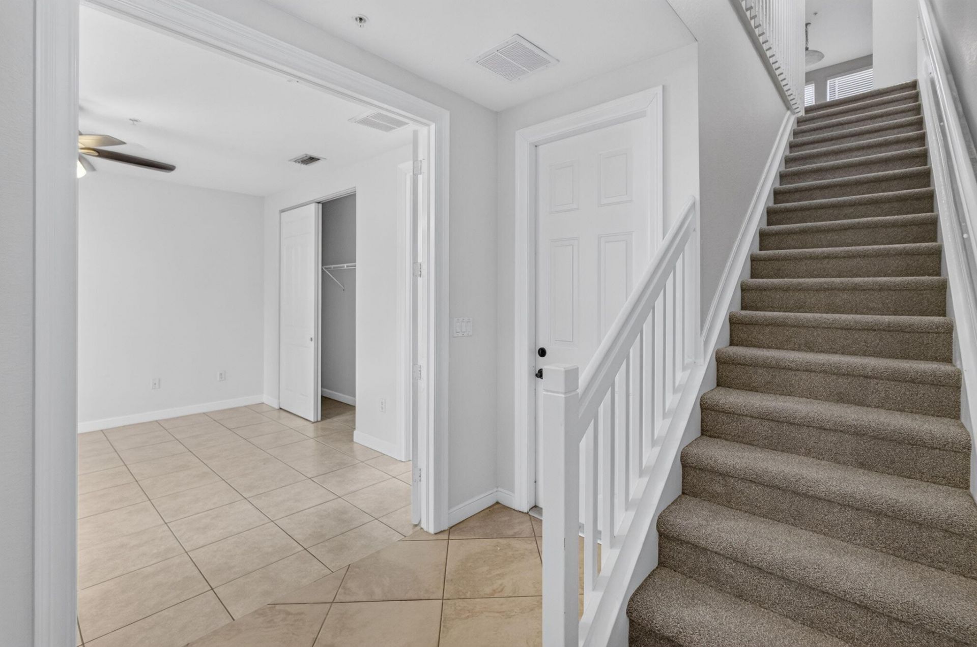 430 Amador Lane, Unit 4, West Palm Beach, FL 33401 Photo