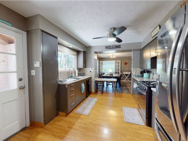 6061 Chapel Road, Madison, OH 44057 Photo 8
