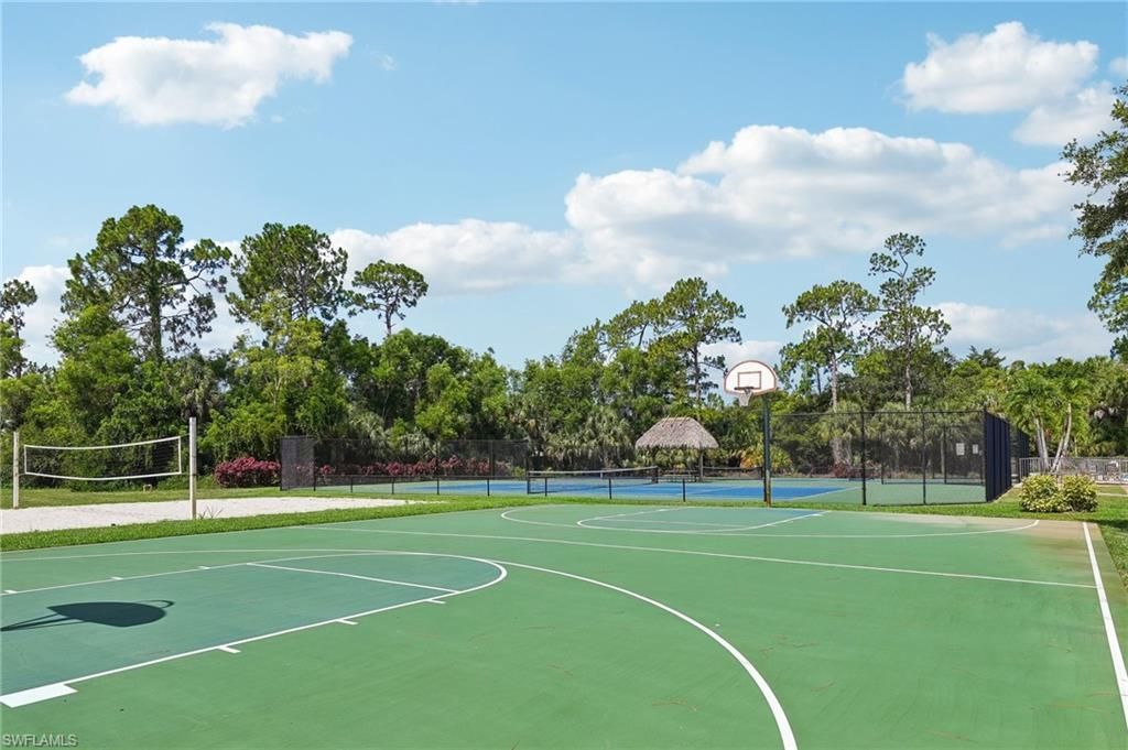 349 Dover Pl, Unit 203, Naples, FL 34104 Photo