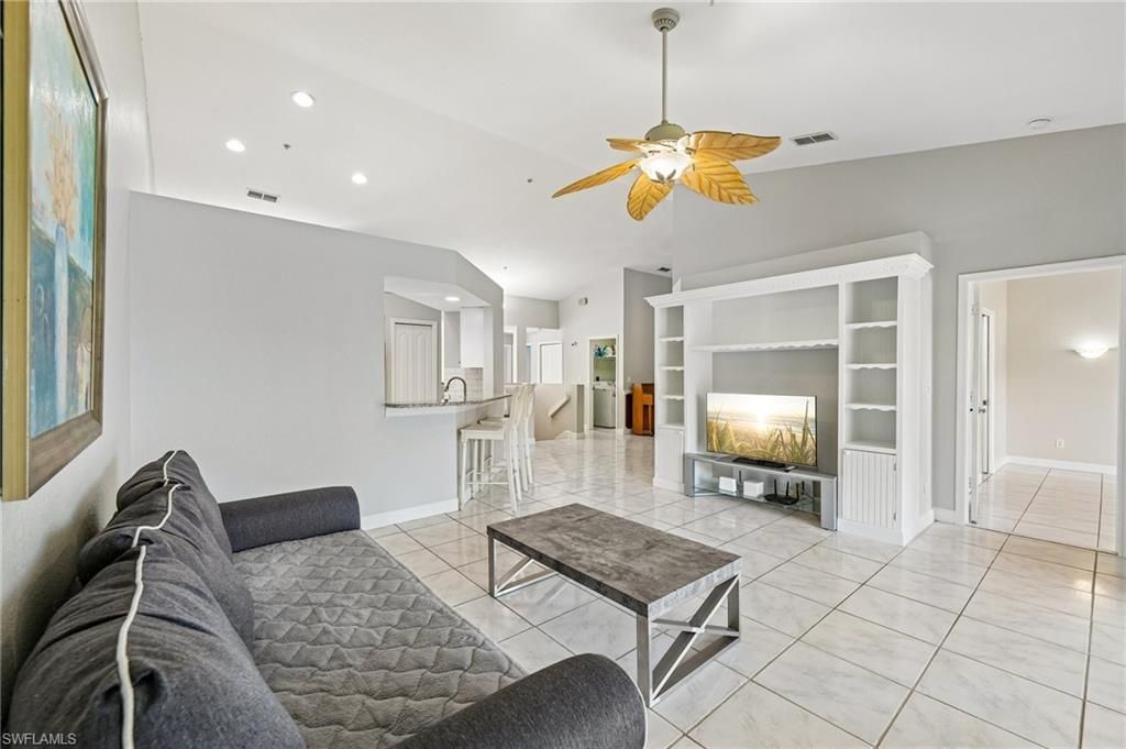 349 Dover Pl, Unit 203, Naples, FL 34104 Photo