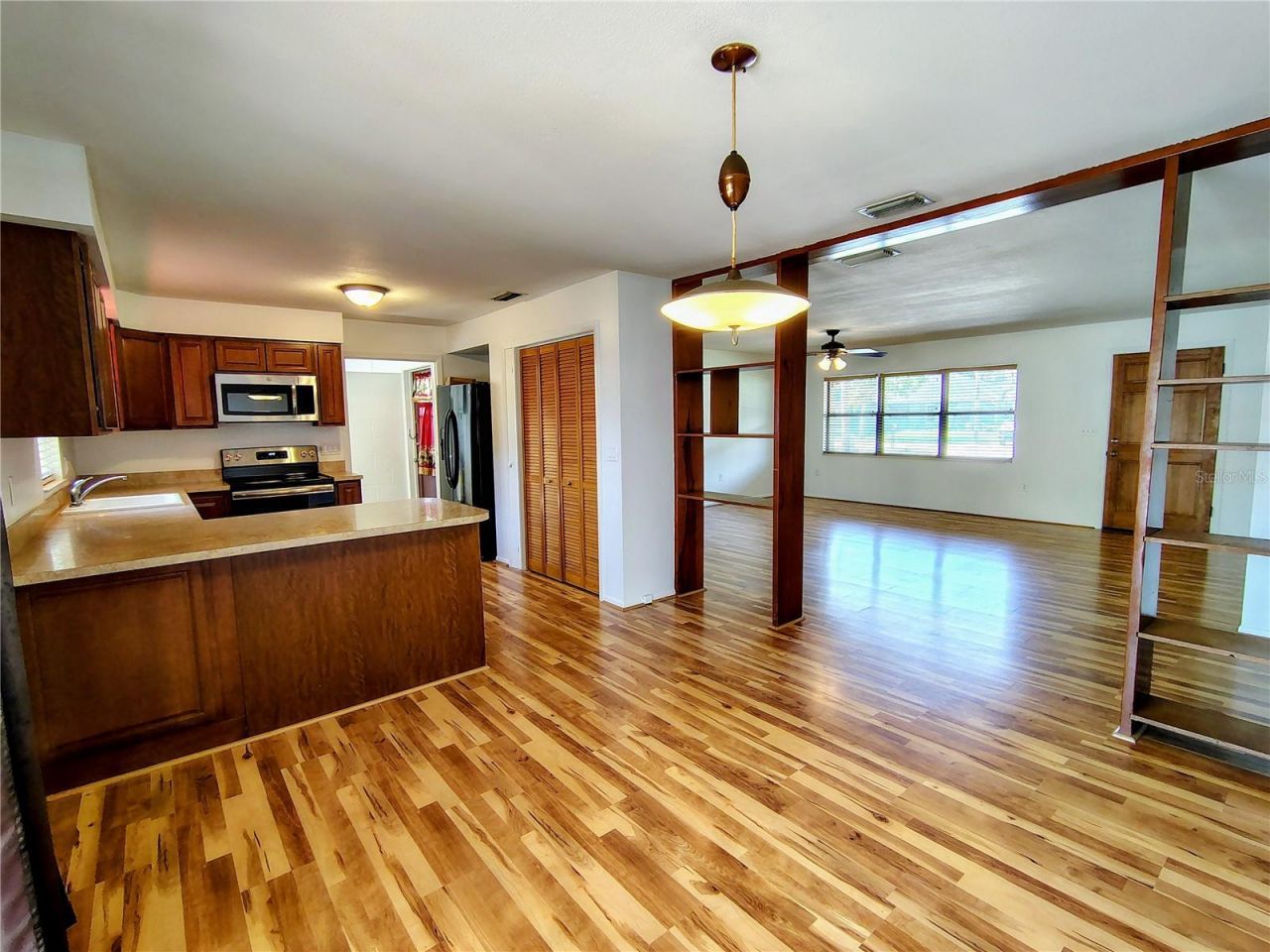 1240 Cr 463 , Lake Panasoffkee, FL 33538 Photo
