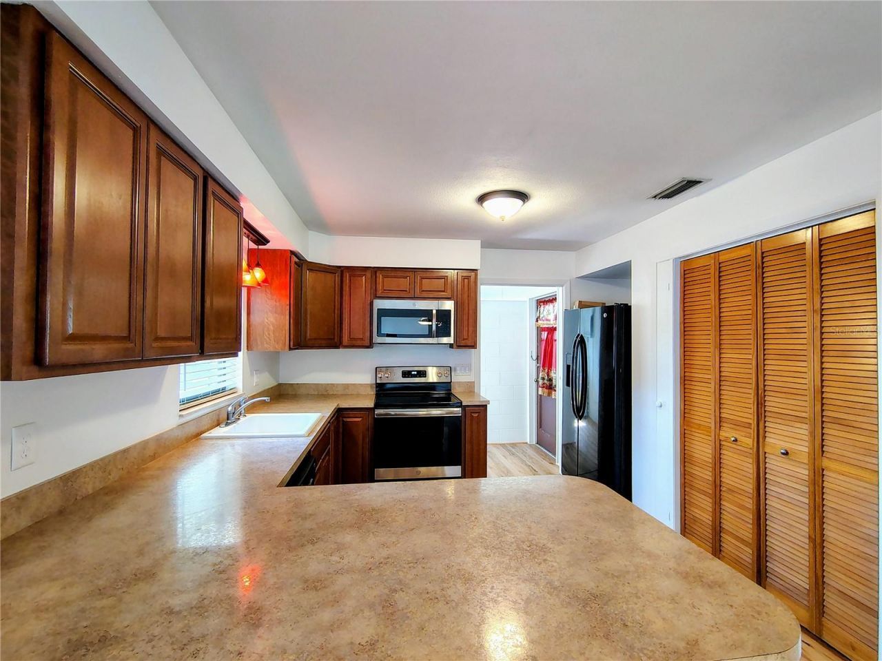 1240 Cr 463 , Lake Panasoffkee, FL 33538 Photo