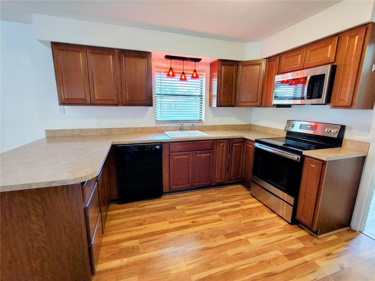 1240 Cr 463 , Lake Panasoffkee, FL 33538 Photo