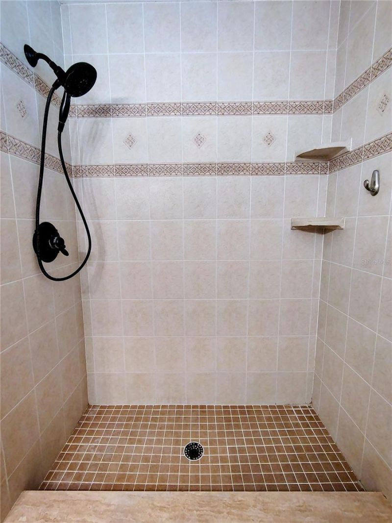 1240 Cr 463 , Lake Panasoffkee, FL 33538 Photo