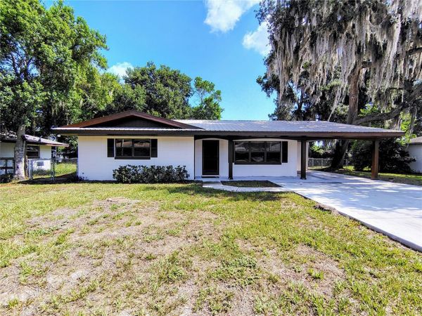 1240 CR 463 , LAKE PANASOFFKEE, FL 33538