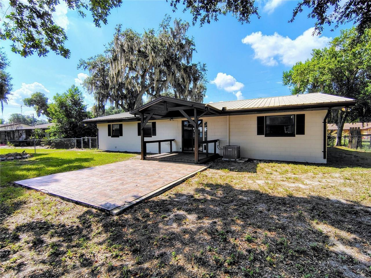 1240 Cr 463 , Lake Panasoffkee, FL 33538 Photo