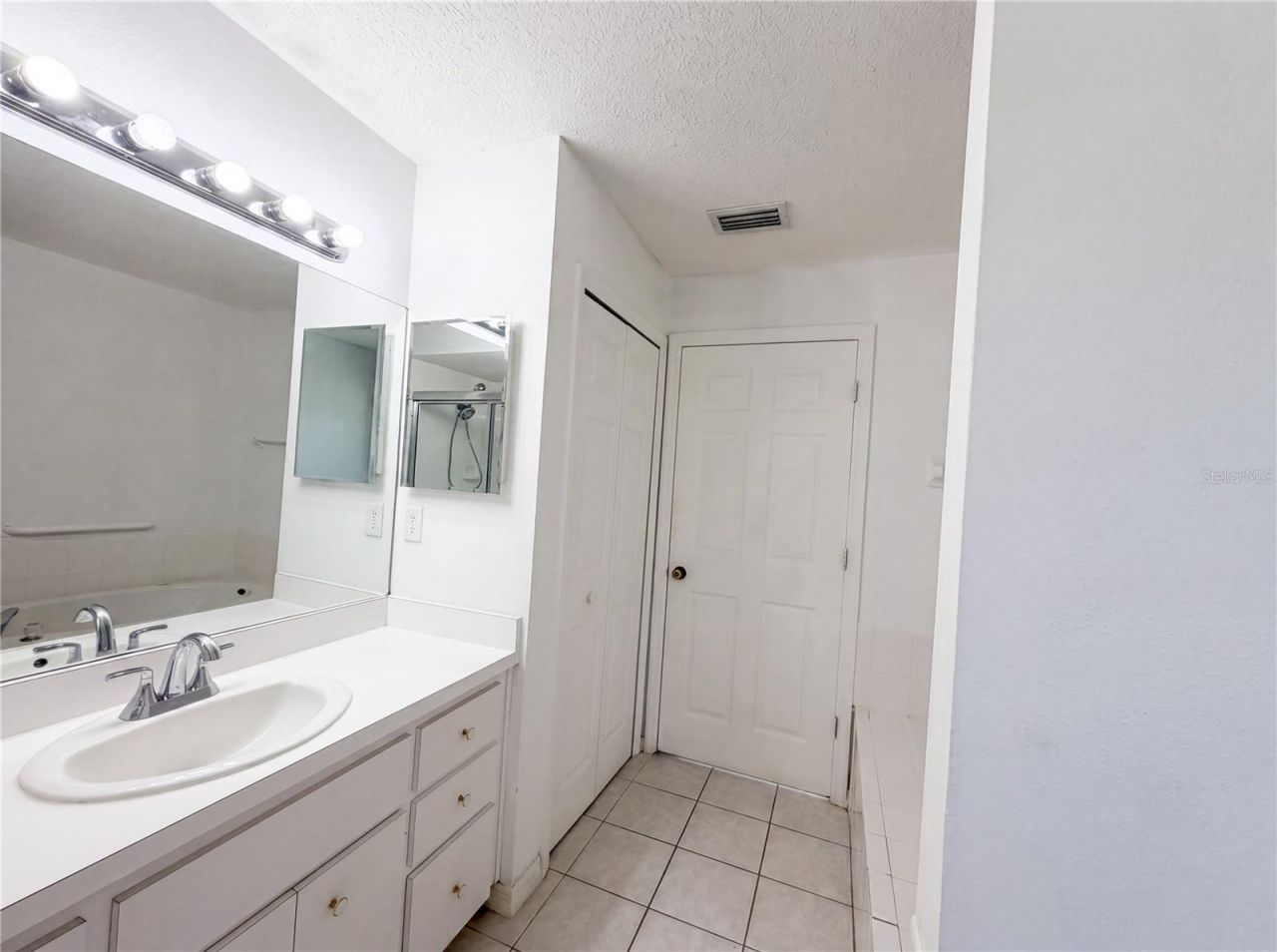 11200 Rosehill Drive , Clermont, FL 34711 Photo