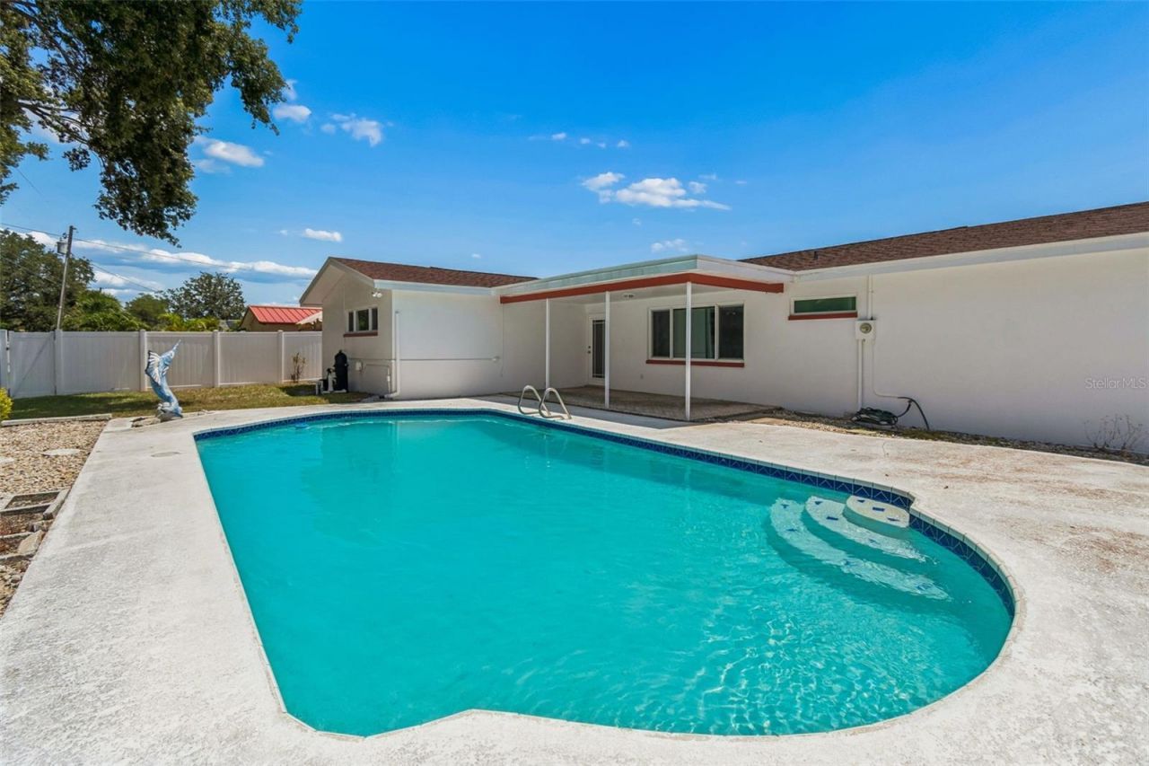 1836 Princeton Drive, Clearwater, FL 33765 Photo