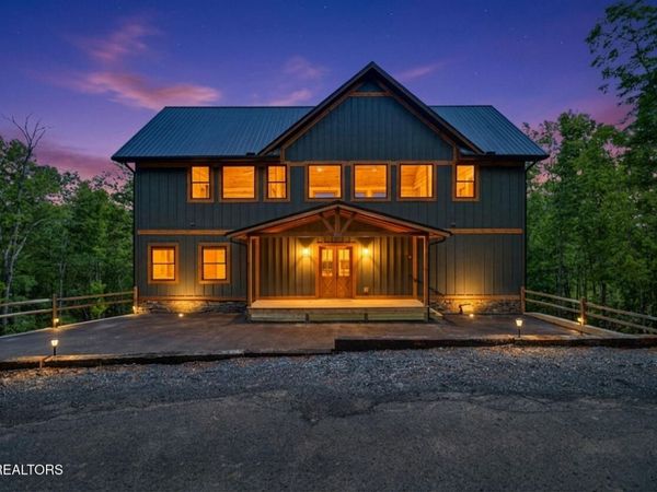 1950 Spurling Rd, Sevierville, TN 37862