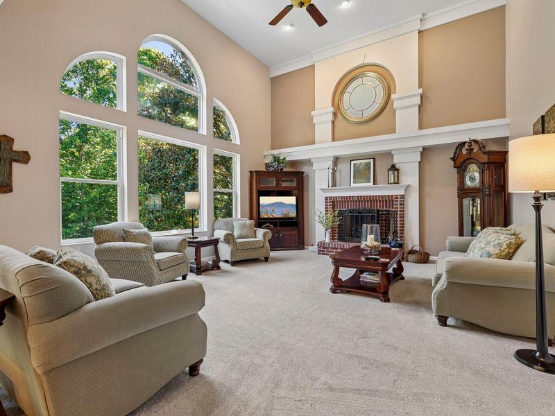 2100 Lumberjack Drive, Hebron, KY 41048 Photo 2