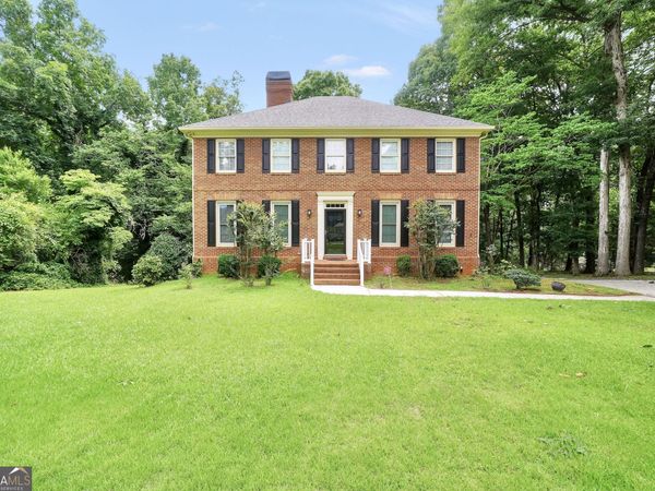 1180 Azalea Circle SE, Conyers, GA 30013