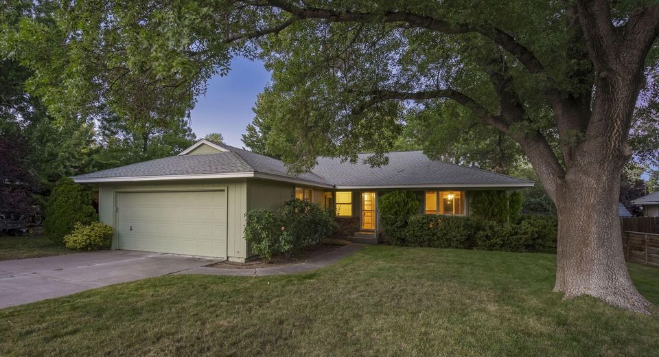 1310 Earl Drive, Reno, NV 89503 Photo
