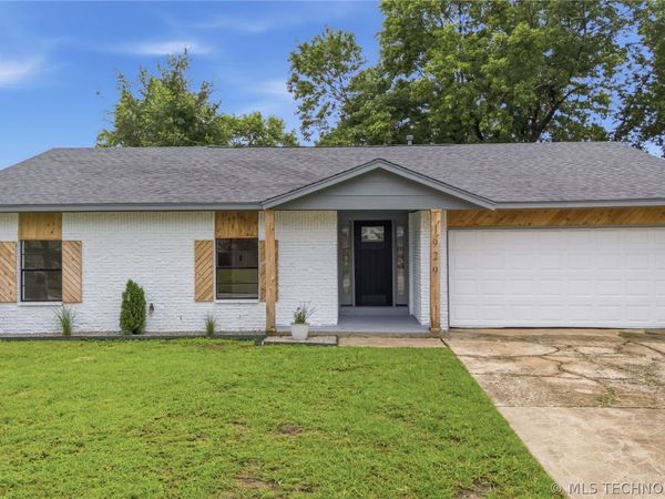 1929 W Urbana Street , Broken Arrow, OK 74012
