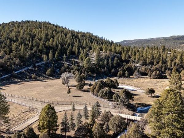 1955 W MAMMOTH CREEK RD , Hatch, UT 84735