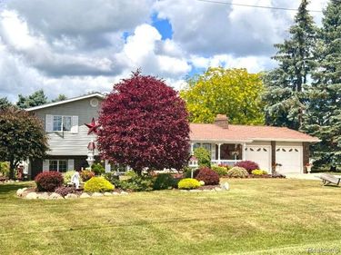6686 Schott Road, Mayville Vlg, MI 48744