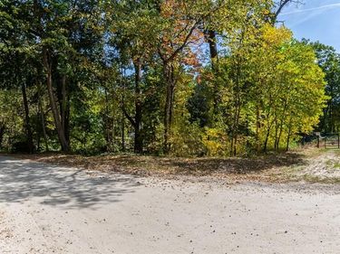 10516 Merrill Drive , Fenton, MI 48430