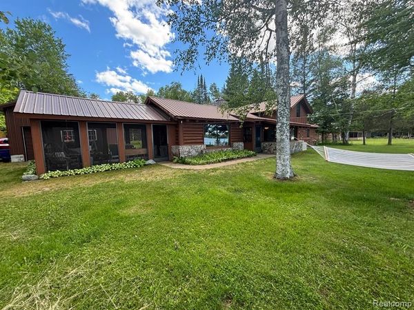 32494 W Betcher Drive, Trout Lake Twp, MI 49793
