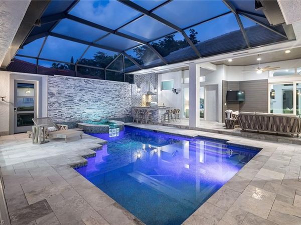 2036 Laguna WAY , NAPLES, FL 34109