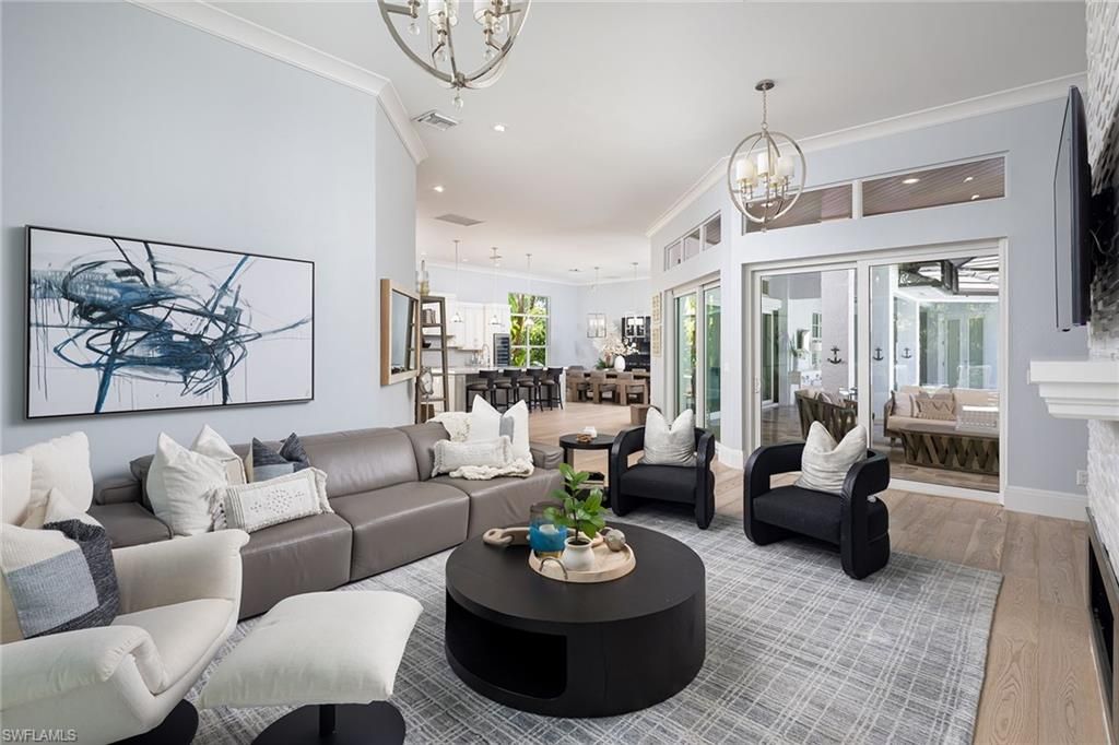 2036 Laguna Way , Naples, FL 34109 Photo
